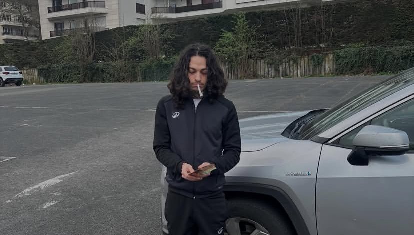 L’ATTENTION FULGURANTE DE TIBAB